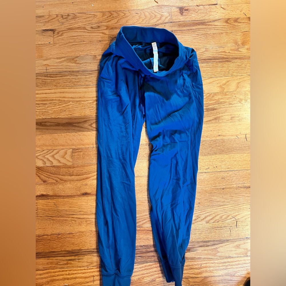 Lululemon joggers